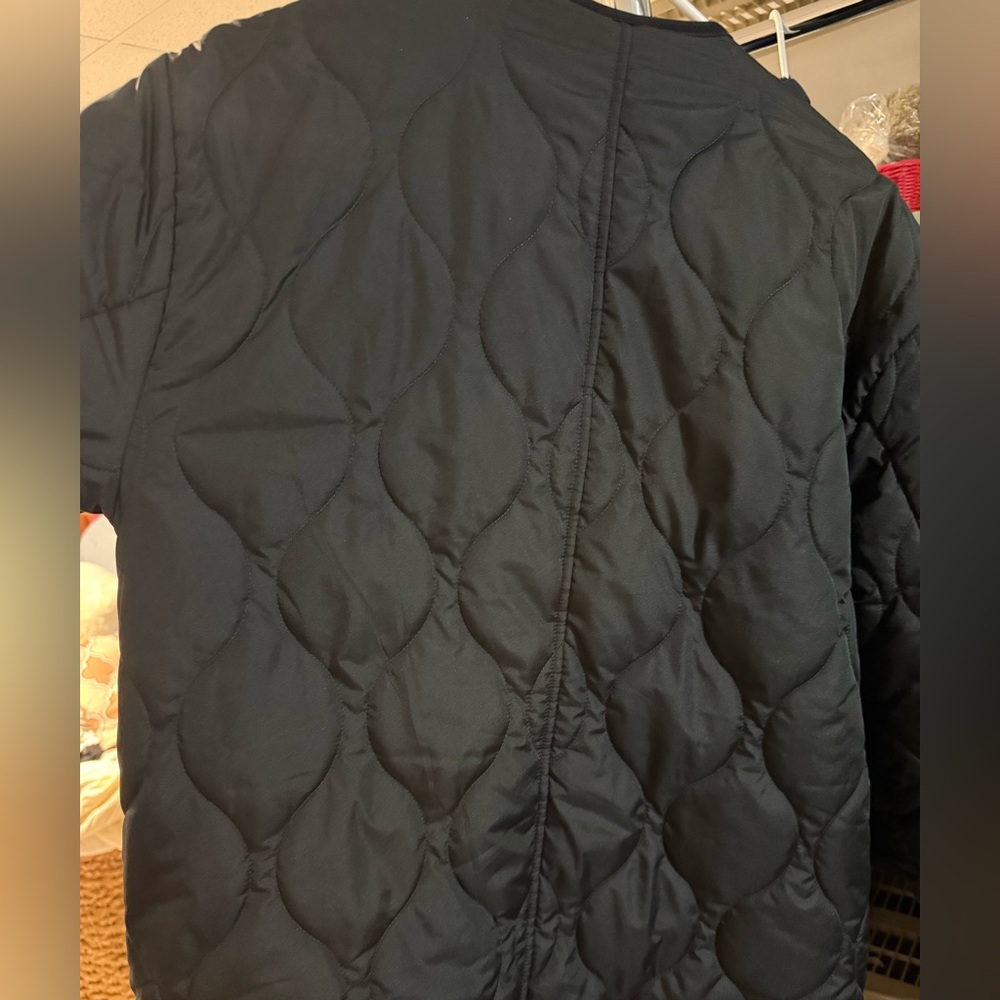 Reversible Puffer Jacket With Primaloft - image 4